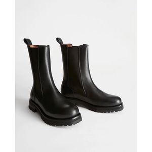 & Other Stories Chelsea Lugg Sole Boots - sz 38